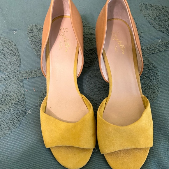 Seychelles Shabby Chic Heels - Picture 2 of 7